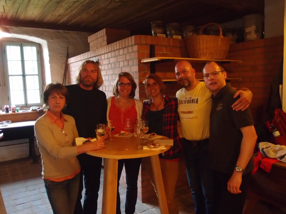 Glücklich und zufrieden von links: Christina, Guide Torsten, Janina, meine Buntigkeit, Claus und Martin.: 