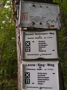 So deutlich müssen die Zeichen ja gar nich sein, aber schee is scho ;)